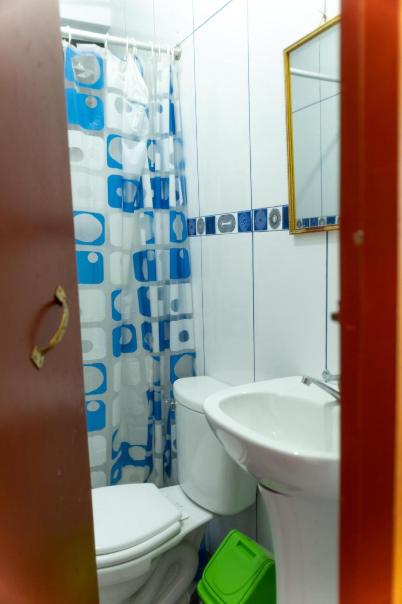 Hostal Mi Peru チャチャポヤス エクステリア 写真