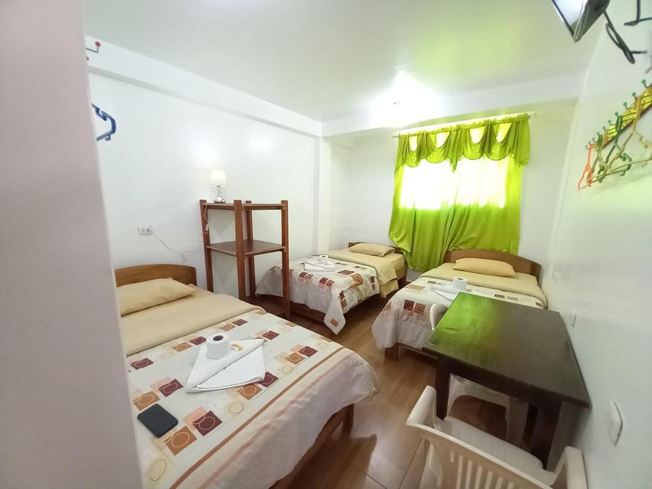 Hostal Mi Peru チャチャポヤス エクステリア 写真